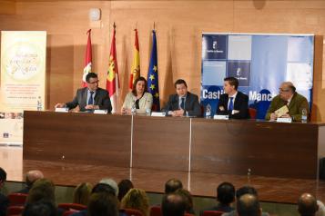 l presidente de Castilla-La Mancha, Emiliano García-Page, inaugura en la Fábrica de Harinas de Albacete, las I Jornadas Regionales sobre Indicaciones Geográficas Protegidas No Alimentarias (IGPs)