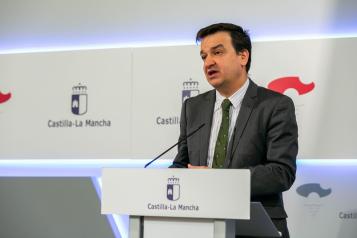 Consejo de Gobierno en el Palacio de Fuensalida (26 de mayo) (Agricultura) (II)