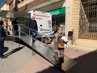 Visita a la Oficina Móvil de Información Turística en Socovos