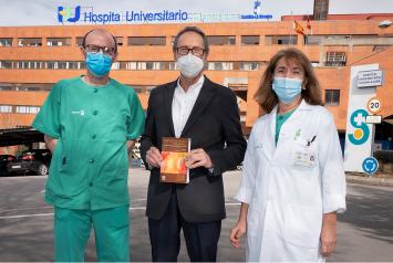 Un endocrinólogo del Hospital de Guadalajara, director de un libro que aborda la endocrinología clínica del envejecimiento y su importancia en el diagnóstico y tratamiento 