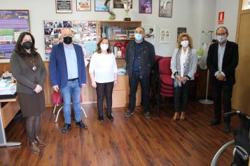 Ruiz Santos visita AFIBROVI, AFA y Parkinson Villarrobledo