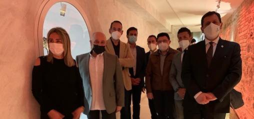 El Gobierno regional muestra su apoyo a las iniciativas culturales de “los nuestros” y anima a la ciudadanía a “consumir cultura porque es segura”