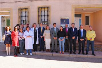 El consejero de Sanidad, Jesús Fernández Sanz, realiza una visita, a las 12:00 horas, al Consultorio Local de Terrinches.