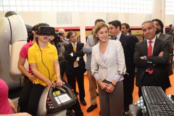 Cospedal visita la Fundacion Nipace 3