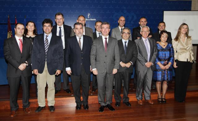 El consejero de Educación, Cultura y Deportes de Castilla-La Mancha, Marcial Marín, en la presentación de un nuevo sistema de acceso a contenidos digitales educativos