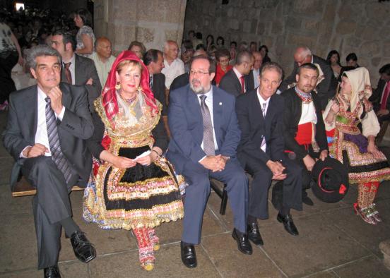 Herrero en la misa del Corpus de Lagartera