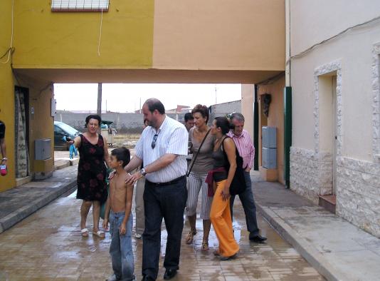 Guijarro visitó la zona afectada por las tormentas registradas en Las Pedroñeras (Cuenca).