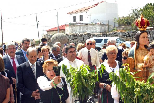 Araújo en la procesión de la Virgen de la Nava, patrona de Paredes de Escalona