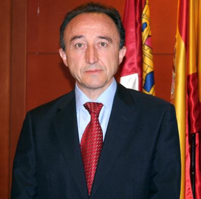 El consejero de Salud y Bienestar Social, Fernando Lamata.