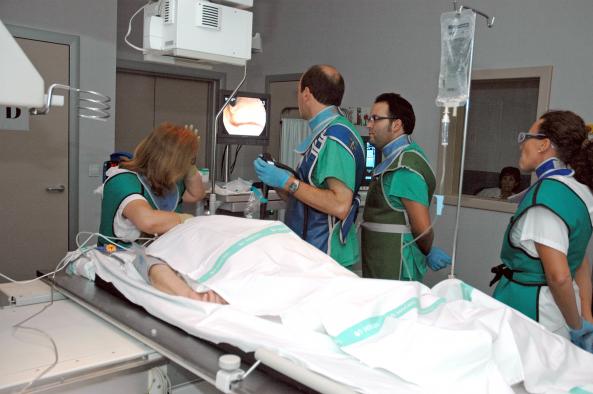 Especialistas en digestivo y personal de enfermería del Hospital Nuestra Señora del Prado