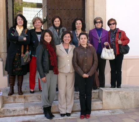 Sanroma, se reunió con la alcaldesa de Las Pedroñeras y con representantes del tejido asociativo de mujeres del municipio