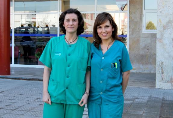 Las enfermeras del Hospital de Valdepeñas, Amparo Gómez-Rico y Sonia Marchán