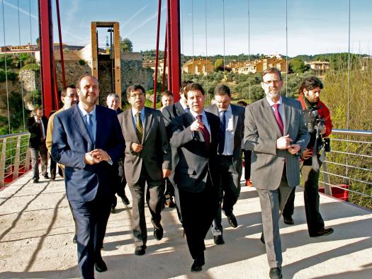 Martínez Guijarro y García-Page, visitan la finca donde se ubicará el Centro de Investigación del Fuego en Toledo
