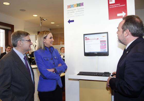 Casero inaugura Oficina Turismo II