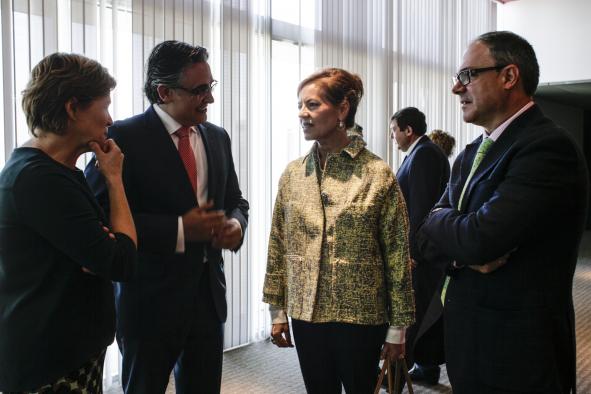 El Gobierno regional avanza que la Tarjeta Naranja formará parte de un Plan Transversal de diferentes consejerías