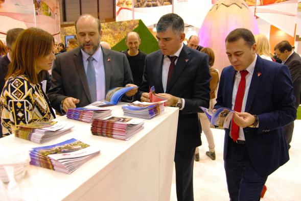 El vicepresidente regional en la celebración del día de Cuenca en FITUR 2016 El vicepresidente regional en la celebración del día de Cuenca en FITUR 2016