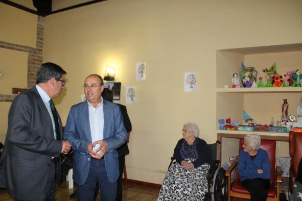 Los 27 mayores de la residencia “Nuestra Señora de la Concepción” de Oropesa vuelven a contar con ascensor gracias a una ayuda del Gobierno regional