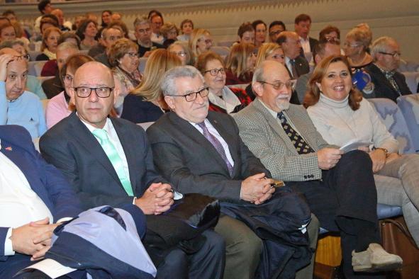El Gobierno regional agradece al “mejor pianista” su presencia en el homenaje a Ana María Sancho, “una excelente persona y gestora”