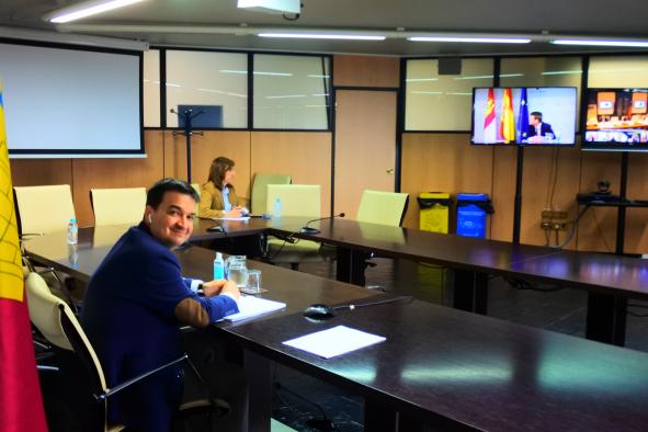 El consejero de Agricultura, Agua y Desarrollo Rural participa en una reunión por videoconferencia con el ministro de Agricultura, Pesca y Alimentación
