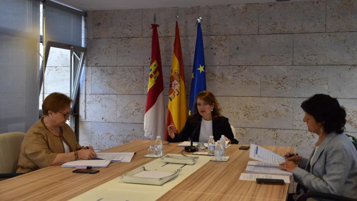 El Gobierno de Castilla-La Mancha coordina la incorporación de los menores extranjeros no acompañados al empleo agrario