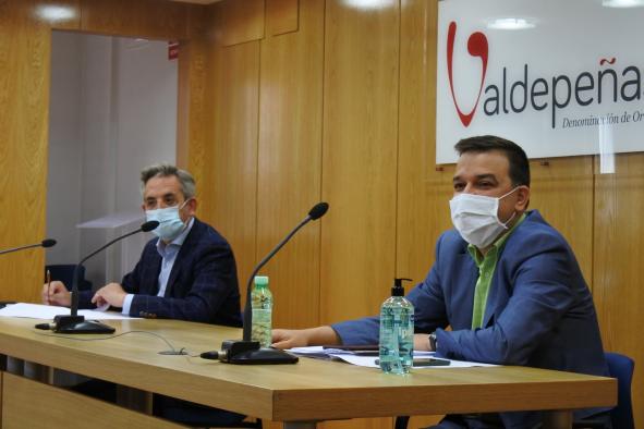 Acuerdo en el seno de la Junta Directiva de la Denominación de Origen Valdepeñas, la más antigua en vino de Castilla-La Mancha 
