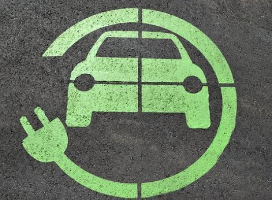 El Gobierno de Castilla-La Mancha publica la convocatoria de ayudas del plan Moves II: hasta 5.500 euros para la compra de un vehículo eléctrico