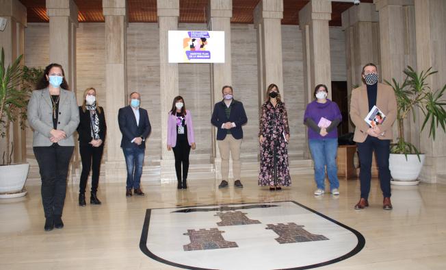 Pilar Callado asiste a la presentación del V Plan para la Igualdad de Oportunidades la ciudad de Albacete