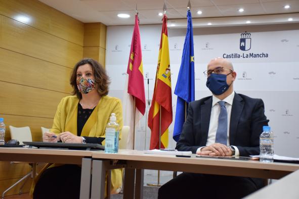 LA CONSEJERA DE ECONOMÍA, EMPRESAS Y EMPLEO PARTICIPA EN EL ACTO DE BALANCE DEL 40 ANIVERSARIO DE ADECA 