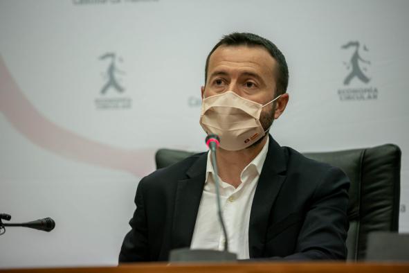 El consejero de Desarrollo Sostenible, José Luis Escudero, presenta la convocatoria del Premio de Medio Ambiente de Castilla-La Mancha