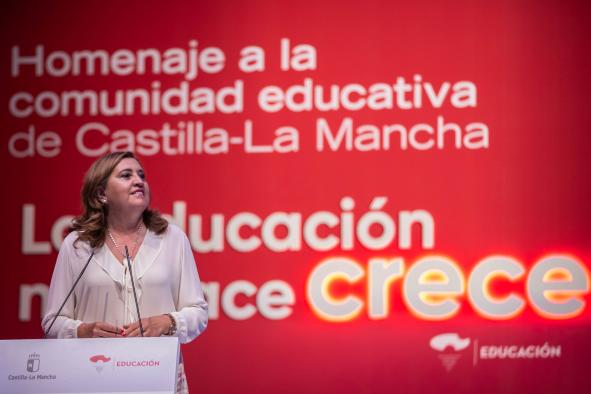 Homenaje a la comunidad educativa de Castilla-la Mancha (Educación) 