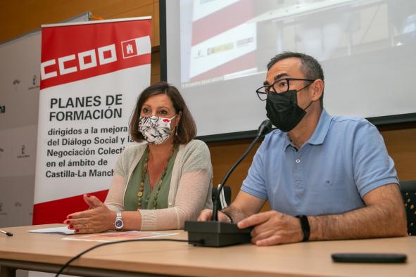  La consejera de Economía, Empresas y Empleo, Patricia Franco, clausura el 15º Encuentro Regional de Salud Laboral que organiza el sindicato Comisiones Obreras. 