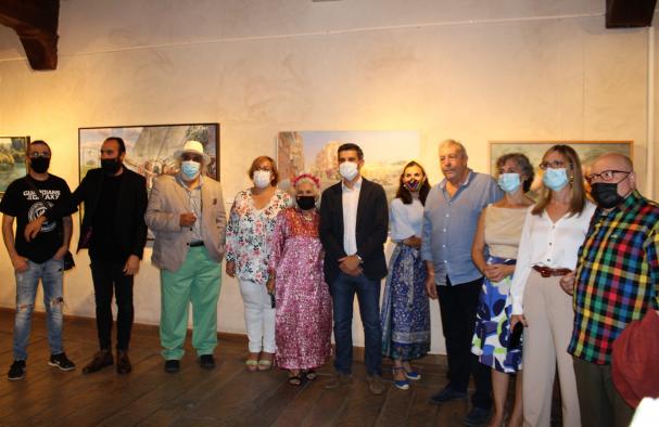 La delegada del Gobierno regional agradece a “Aires Manchegos” su labor promocional de los artistas contemporáneos de Castilla-La Mancha  