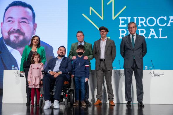 Asiste a la presentación del libro ‘Juan Ramón Amores, un idilio con la vida’