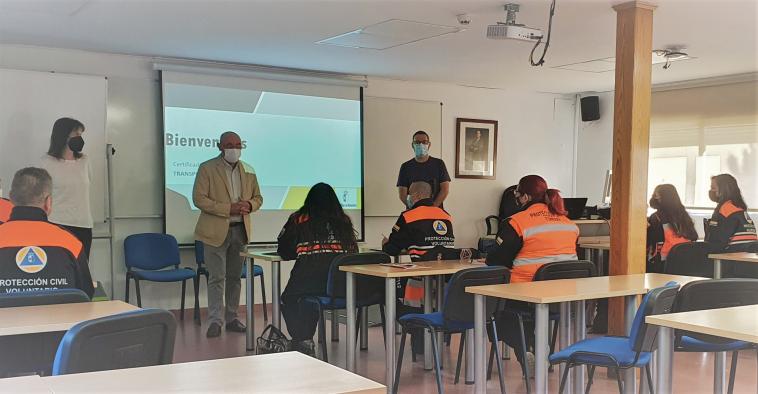 Voluntariado de Protección Civil participa en un curso de técnicas en ambulancias de Soporte Vital