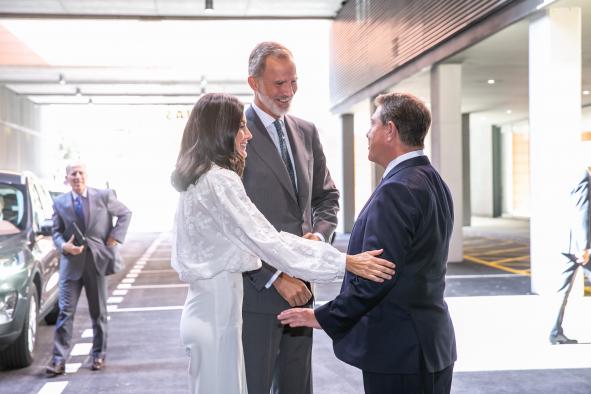 Acompaña a los Reyes de España, en la inauguración de la ampliación del Hospital Universitario de Guadalajara