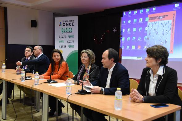 La consejera de Bienestar Social, Bárbara García Torijano, asiste a la presentación de la Plataforma del Voluntariado de Castilla-La Mancha.