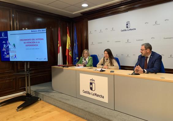 La consejera de Bienestar Social, Bárbara García Torijano, hará balance de la gestión del Sistema de Atención a la Dependencia durante 2022, en la sala de prensa de la Delegación de la Junta de Comunidades.