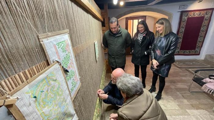 Visita al taller artesano de Alfombras de Nudo Español en Alcaraz