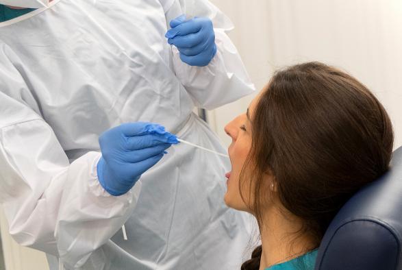 Castilla-La Mancha registró 262 casos por infección de COVID del 6 al 12 de febrero en personas mayores de 60 años