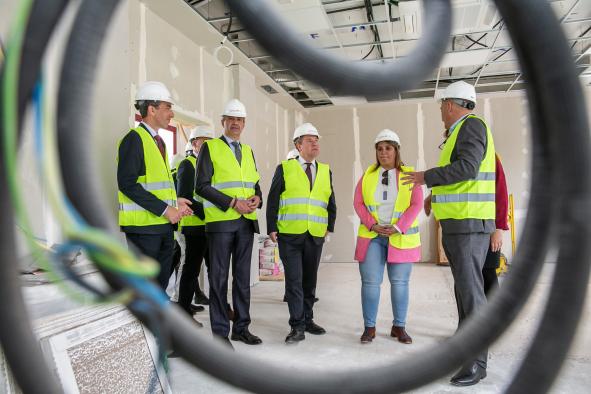 Visita a las obras de la sede de la futura Escuela Oficial de Idiomas