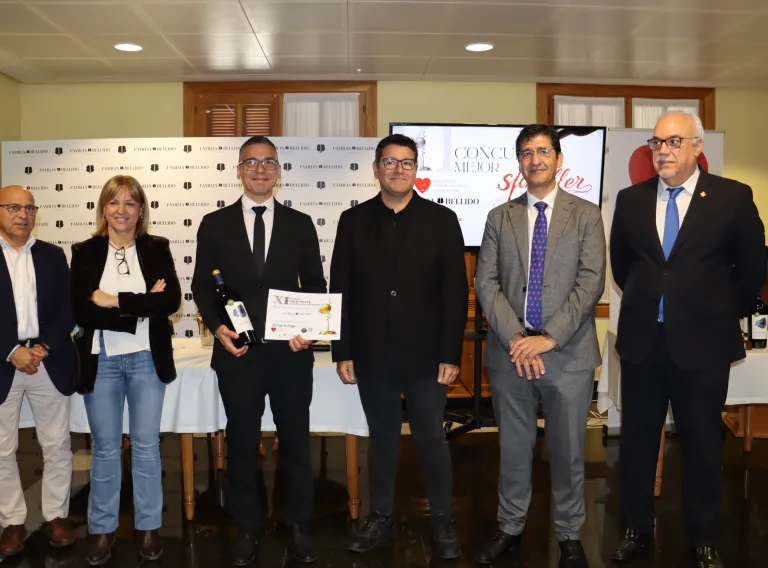 El vicepresidente segundo del Gobierno de Castilla-La Mancha, José Manuel Caballero, ha mostrado su confianza en que el paquete del vino