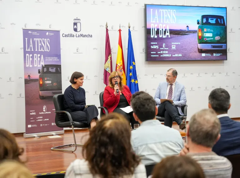 Ha sido presentado con CMM en los servicios centrales de la Consejería de Educación, Cultura y Deportes