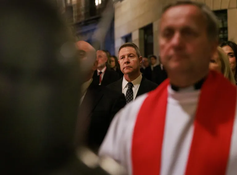 El presidente de Castilla-La Mancha, Emiliano García-Page, participa, en Toledo, en la procesión del Santo Entierro que sale de la Parroquia Mozárabe de las Santas Justa y Rufina.