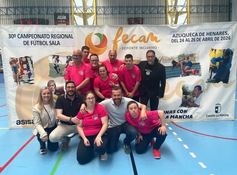 José Luis Escudero en la clausura del Campeonato Regional de Fútbol Sala de FECAM