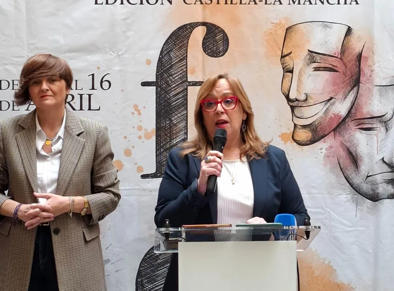 Carmen Teresa Olmedo ha inaugurado la exposición ´30 años de Feria de Artes Escénicas y Musicales de Castilla-La Mancha´