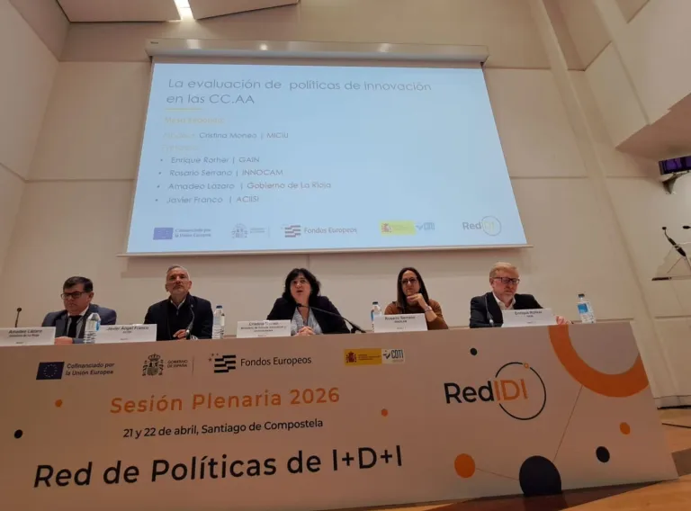 El Gobierno regional refuerza el impulso a la I+D+i en la sesión plenaria sobre coordinación de políticas científicas celebrada en Santiago de Compostela