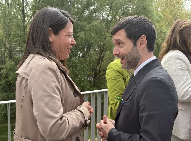 El Gobierno de Castilla-La Mancha ha reafirmado hoy, en el marco de la celebración estatal del Día Internacional del Pueblo Gitano, su compromiso con la igualdad, la inclusión y el reconocimiento institucional de la población gitana, en una jornada de especial valor simbólico y político que coincide con la reciente toma de conocimiento, por parte del Consejo de Gobierno, de la Estrategia Regional de Igualdad, Inclusión y Participación del Pueblo Gitano de Castilla-La Mancha 2026-2030.