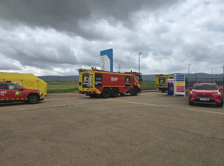 Un total de 50 efectivos de los grupos de emergencia participan en el simulacro del Plan de Emergencia Exterior de Exolum en Almodóvar del Campo