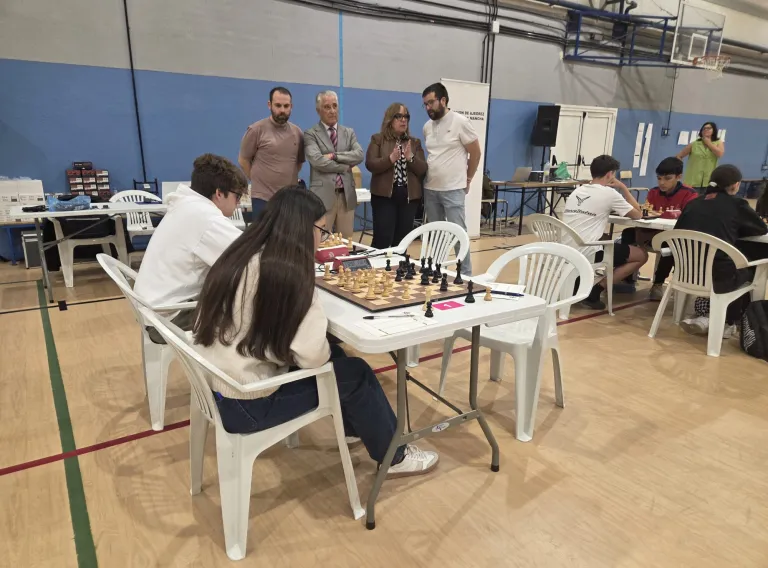 El Gobierno regional impulsará una modificación de la normativa de deportistas de alto rendimiento para extender este reconocimiento a entrenadores y árbitros