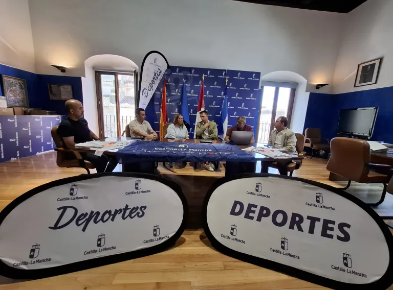 Carlos Yuste y José Gutiérrez han confirmado el apoyo del Gobierno de Castilla-La Mancha al Campeonato de España Máster de Ciclismor